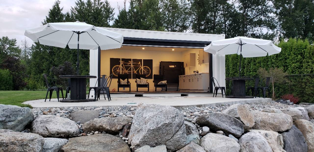 Poolside Bar Oasis in Fort Langley - Charlie Container Crew Pty Ltd