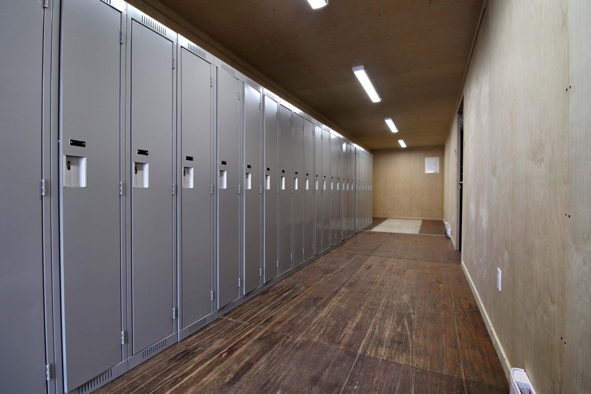 40’ Locker Room - Charlie Container Crew Pty Ltd