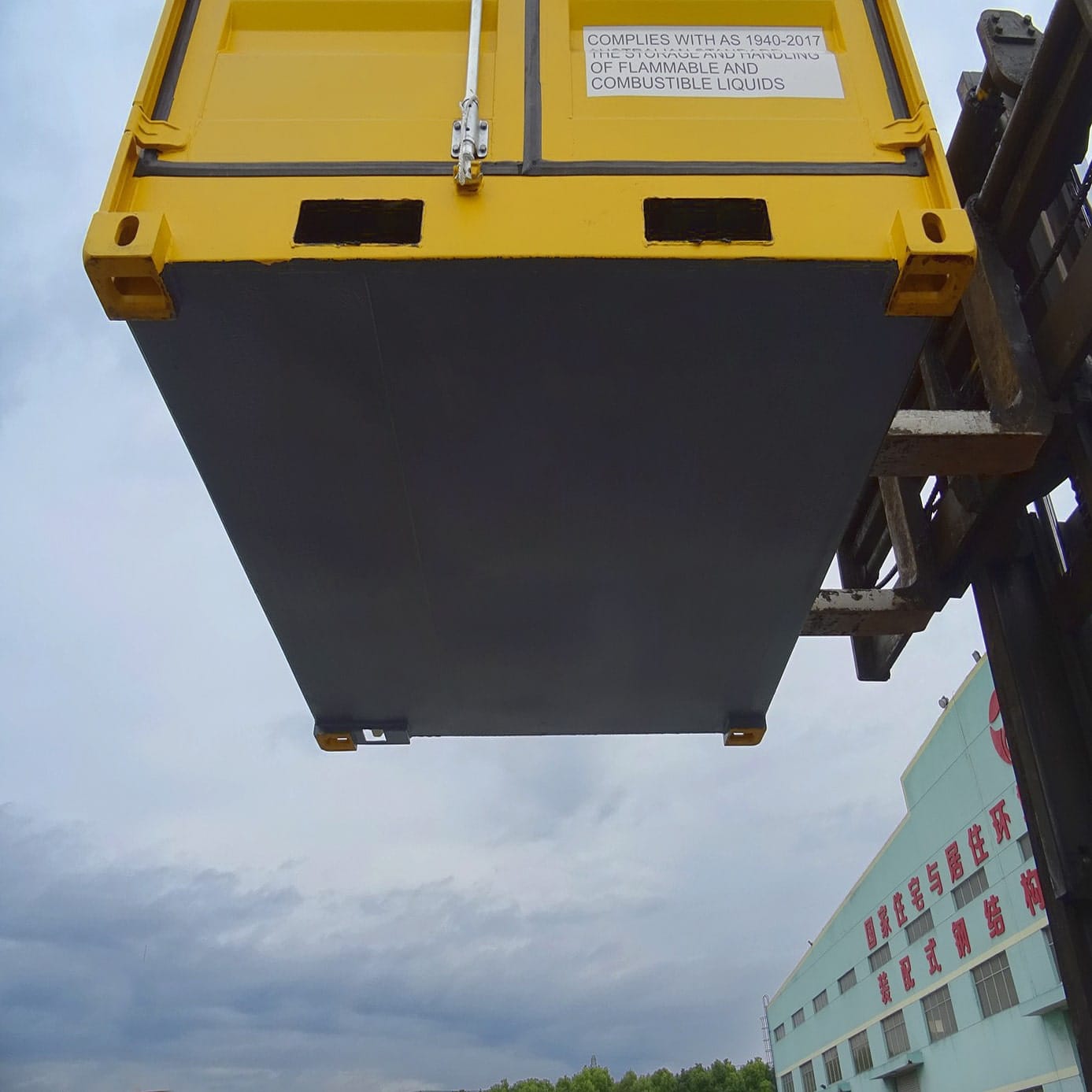 8’ Containment Cube - Charlie Container Crew Pty Ltd