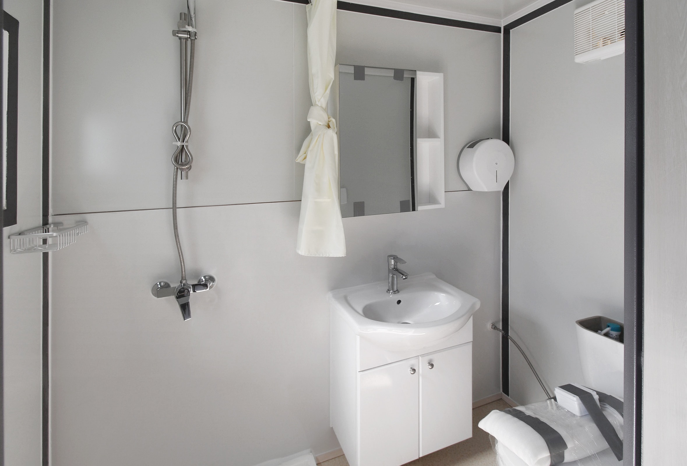 M&B | Modular Housing Pod - Charlie Container Crew Pty Ltd