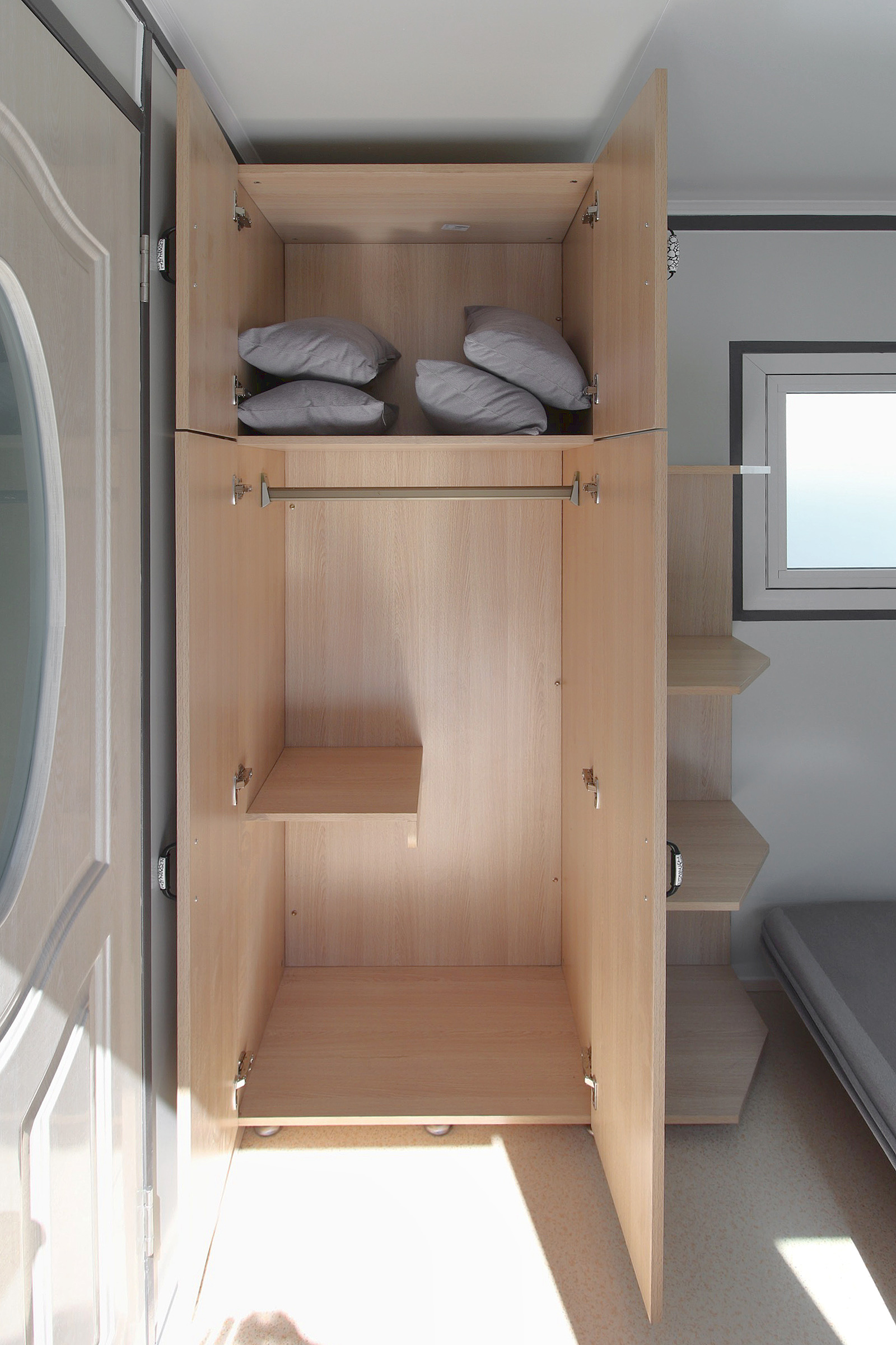 M&B | Modular Housing Pod - Charlie Container Crew Pty Ltd